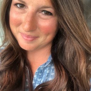 Meet your Posher, Jillian